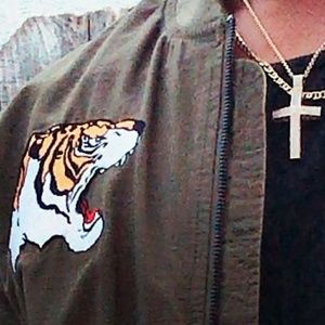 Meet your Posher, George